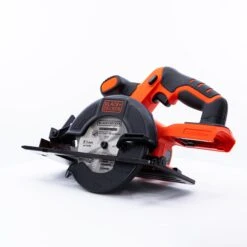 Black & Decker 20V MAX* POWERCONNECT™ 5-1/2 In. Cordless Circular Saw, Tool Only -Household Tool Shop BDCCS20B R1 05