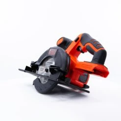 Black & Decker 20V MAX* POWERCONNECT™ 5-1/2 In. Cordless Circular Saw, Tool Only -Household Tool Shop BDCCS20B R1 07