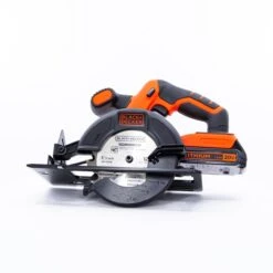 Black & Decker 20V MAX* POWERCONNECT™ 5-1/2 In. Cordless Circular Saw -Household Tool Shop BDCCS20C R1 02