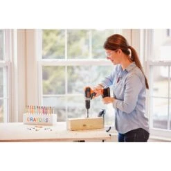 Black & Decker 20V MAX* Cordless 3/8 In Drill Driver Kit (1) Lithium Ion Battery With Charger -Household Tool Shop Ecomm Large BCD702C1 A4