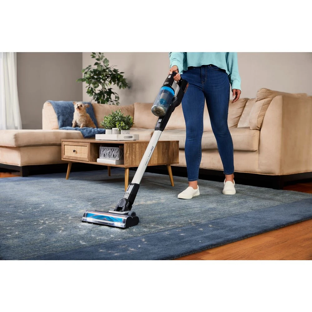 Black & Decker POWERSERIES™ Extreme™ MAX 20V MAX* Cordless Stick Vacuum 2 Black & Decker POWERSERIES™ Extreme™ MAX 20V MAX* Cordless Stick Vacuum - Image 2