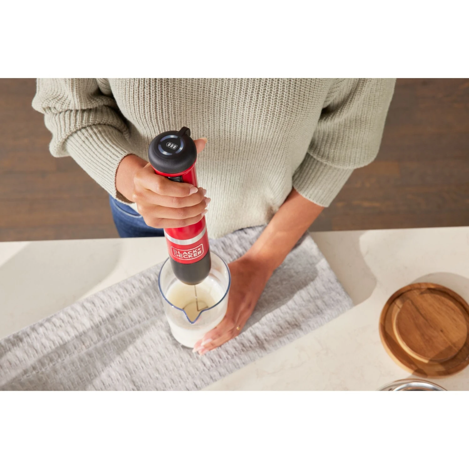 Black & Decker Kitchen Wand™ Milk Frother Attachment 2 Black & Decker Kitchen Wand™ Milk Frother Attachment - Image 2